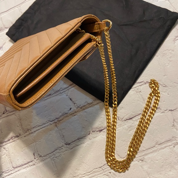 Saint Laurent - Picture 11 of 13